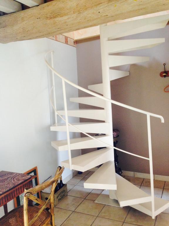 Le Vieux Chateau Bed & Breakfast Leynes ภายนอก รูปภาพ